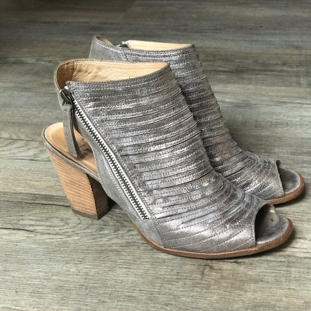 Gorgeous Paul Green AUS 6.5, US 9